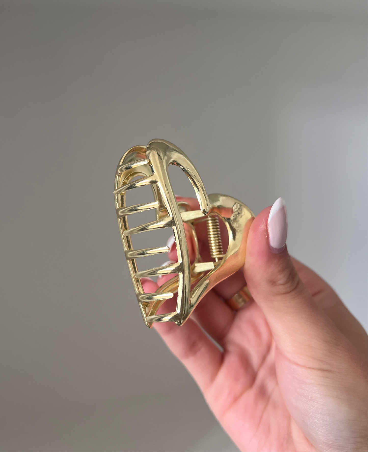 Amore Claw Clip Gold